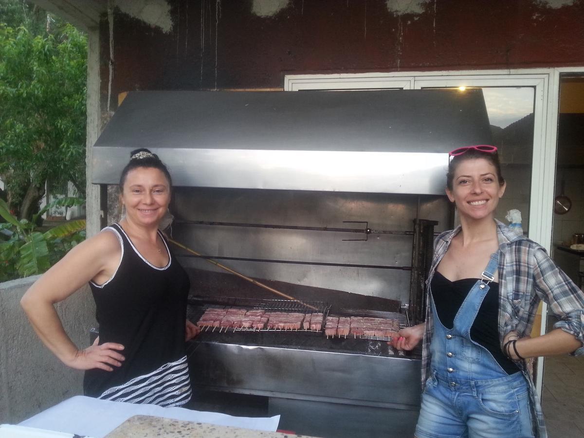 Madalenas B&B Pelekas Bagian luar foto