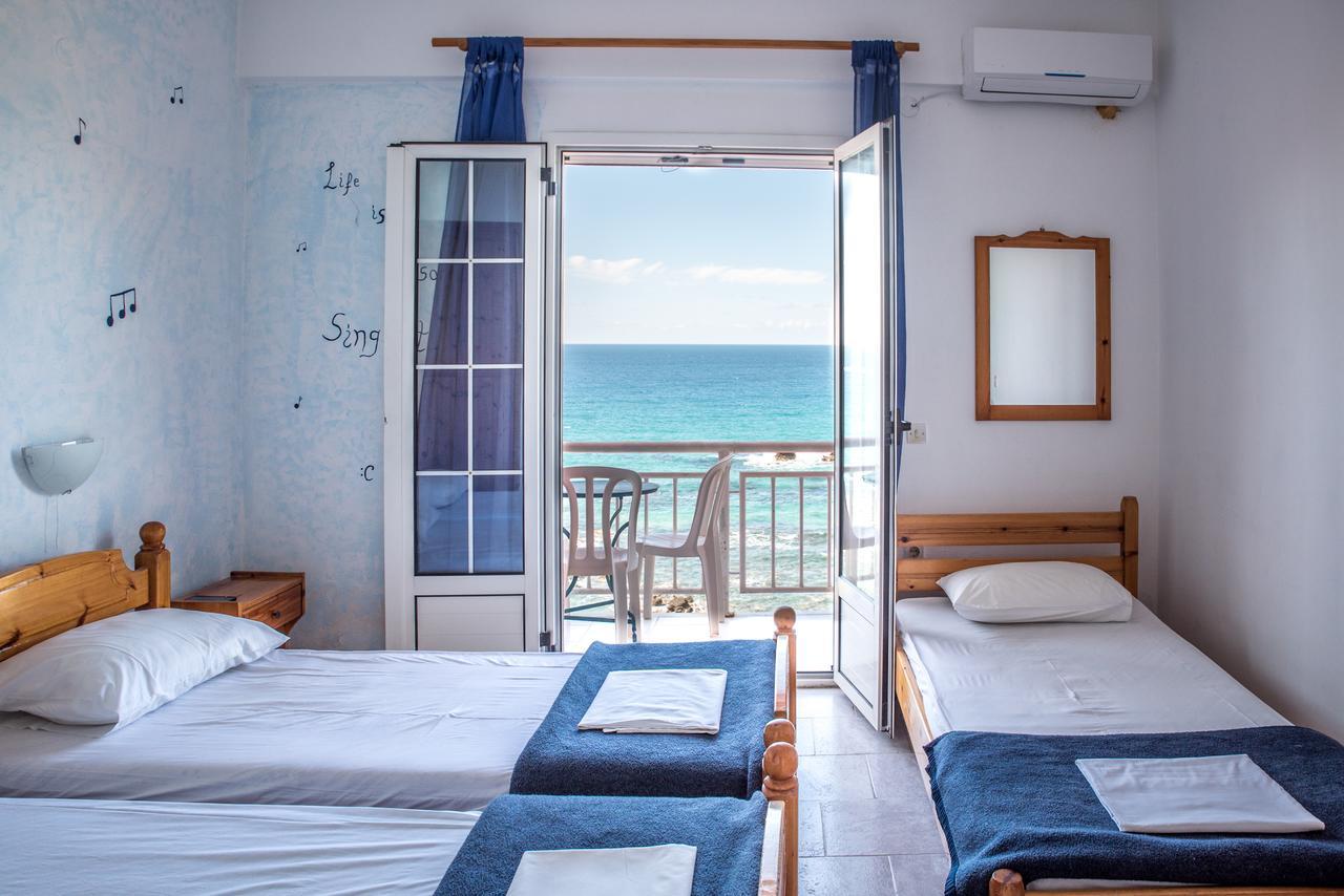 Madalenas B&B Pelekas Bagian luar foto