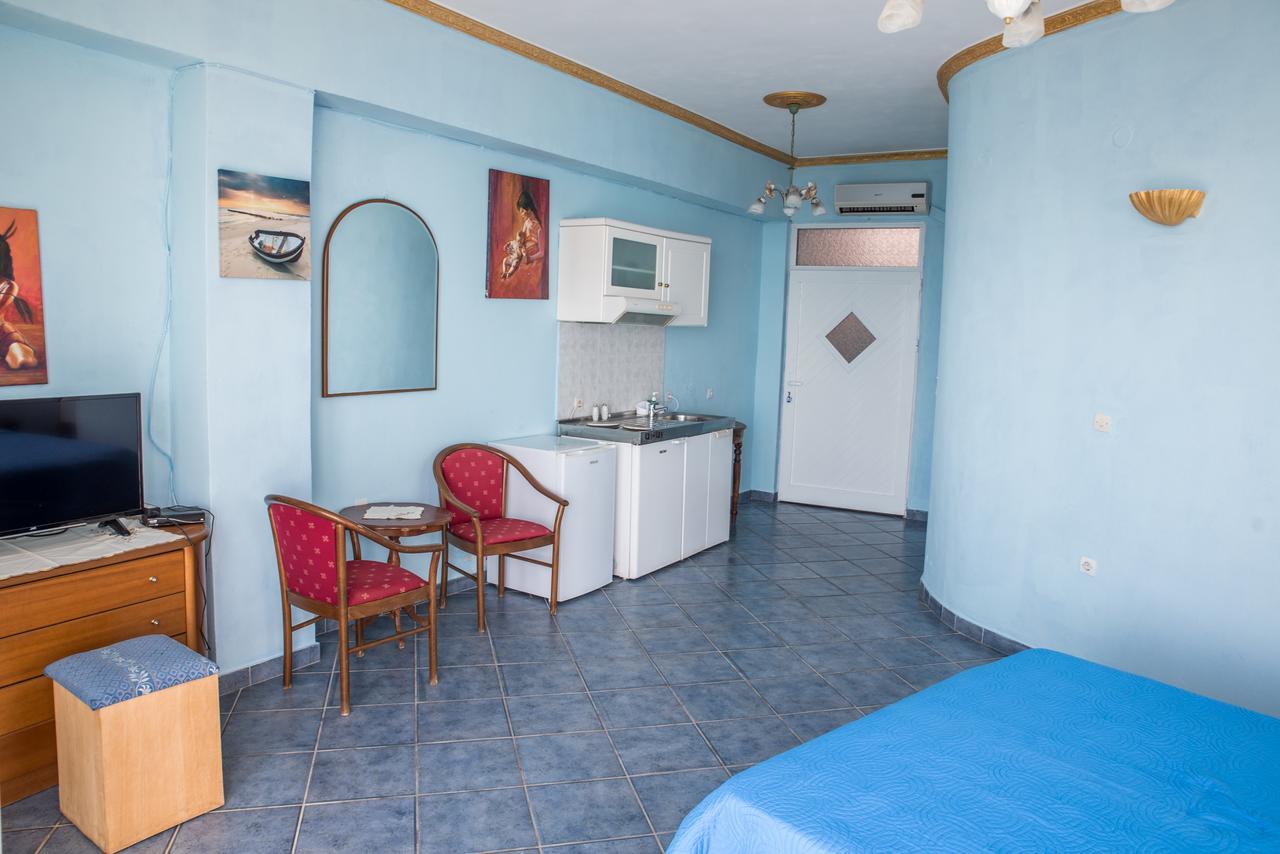 Madalenas B&B Pelekas Bagian luar foto