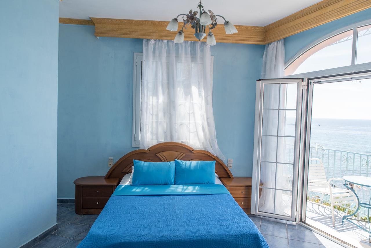 Madalenas B&B Pelekas Bagian luar foto