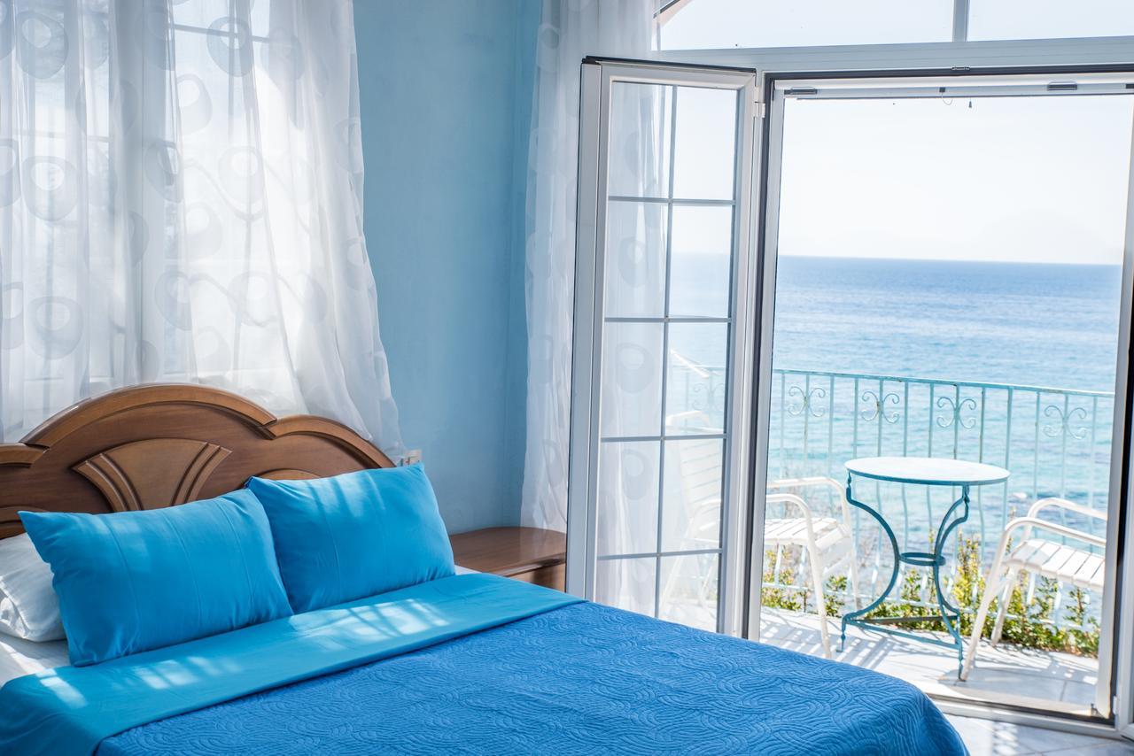 Madalenas B&B Pelekas Bagian luar foto