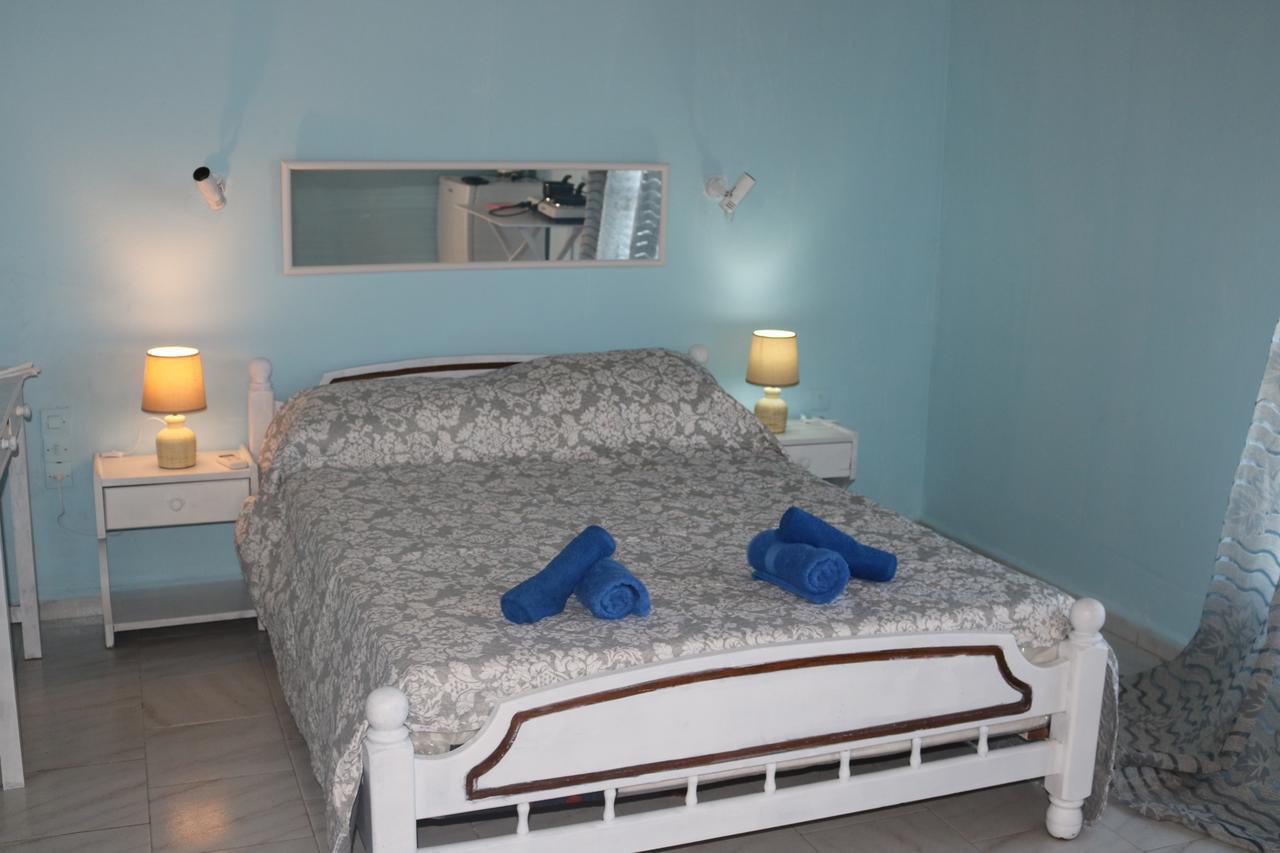 Madalenas B&B Pelekas Bagian luar foto